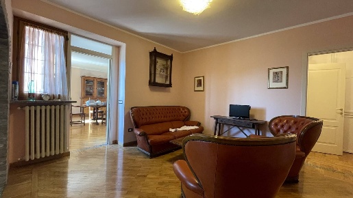 Foto Appartamento in via emilia  424, Tortona Centro di 70 m² con 5 locali