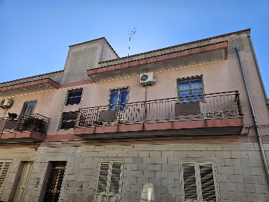Foto Appartamento in Via Pordenone  6, Mesagne di 80 m² con 4 locali
