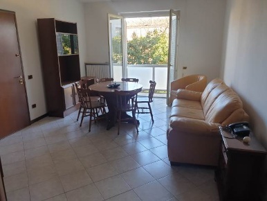 Foto Appartamento a Castel San Giovanni Centro di 85 m² con 3 locali