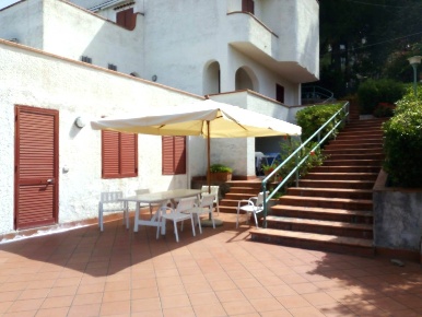 Foto Appartamento in via saline, Centola di 75 m² con 3 locali in vendita