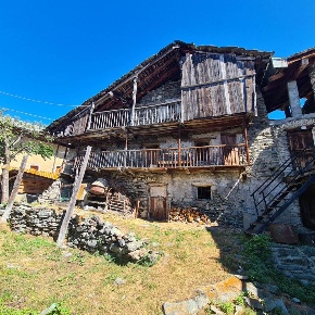 Foto Rustico in Frazione Promiod, Châtillon di 100 m² con 3 locali