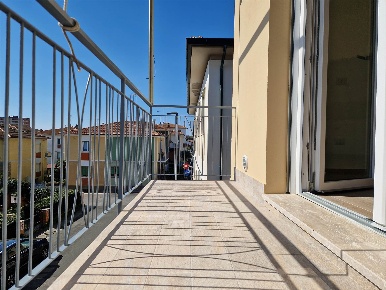 Foto Appartamento a Cecina Cecina Centro di 77 m² con 5 locali in vendita