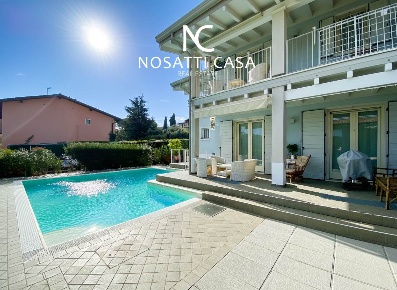 Foto Villa unifamiliare a Polpenazze del Garda Centro di 179 m² in vendita