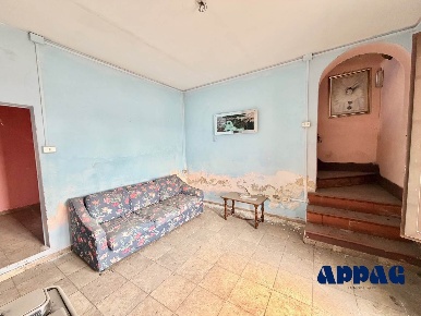 Foto Casa indipendente a Pistoia Pistoia Ovest di 80 m² con 5 locali