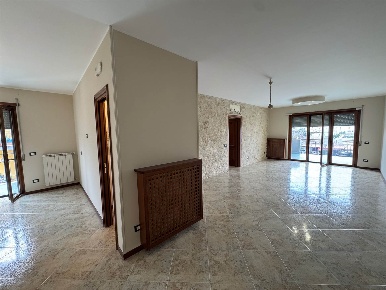 Foto Appartamento in VIALE EUROPA, Sant'Anastasia Centro di 130 m²