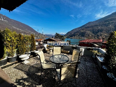 Foto Villa unifamiliare in Via Nazionale  2517, Ranzanico di 60 m²