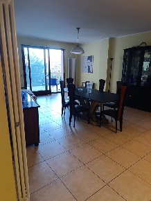 Foto Appartamento a Martinsicuro Centro di 116 m² con 6 locali in vendita