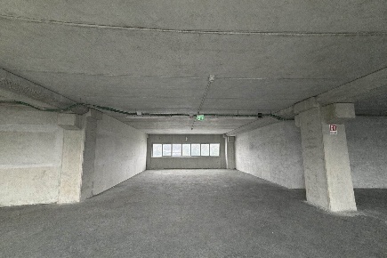 Foto Locale commerciale in Via variante 7 bis, Nola di 850 m² con 1 locali