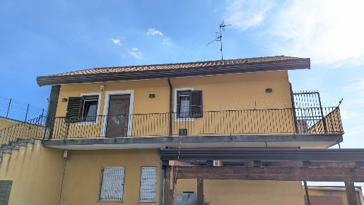 Foto Appartamento in VIA ARDICHETTO, Santa Venerina Centro di 77 m²