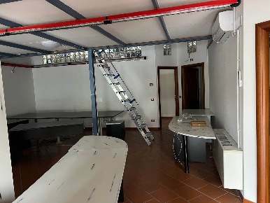 Foto Ufficio a Sinalunga Bettolle di 130 m² in affitto