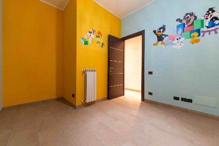 Foto Magazzino in via Labiso  2, Cefalù Centro di 141 m² in vendita