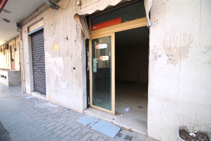 Foto Locale commerciale in Via Po 18-20, Siracusa Gelone - Cadorna di 72 m²