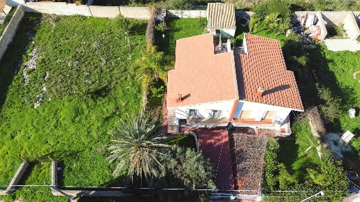 Foto Villa unifamiliare in Via del Nichelio 6, Siracusa Plemmirio di 100 m²