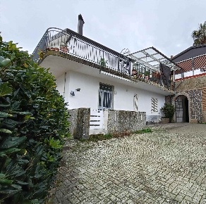 Foto Appartamento in Zona Lago, Castellabate Santa Maria di 70 m²