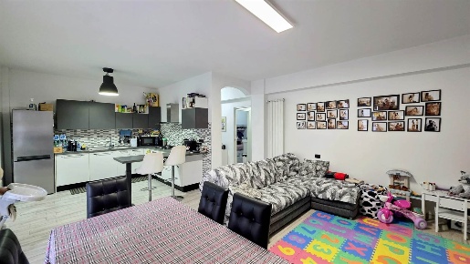 Foto Appartamento a Tarquinia Paese di 80 m² con 5 locali in vendita