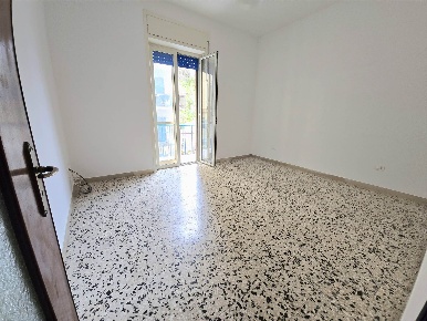 Foto Appartamento in Via De Caro Giuseppe  47, Salerno Carmine Alto