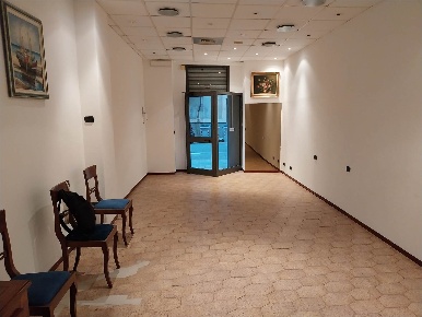 Foto Ufficio a Savona Oltreletimbro, Santa Rita di 55 m² con 1 locali