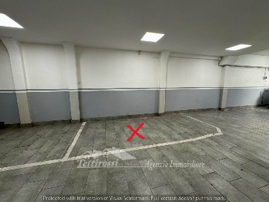 Foto Garage in Piazza San Marco, Firenze San Marco - SS Annunziata di 12 m²