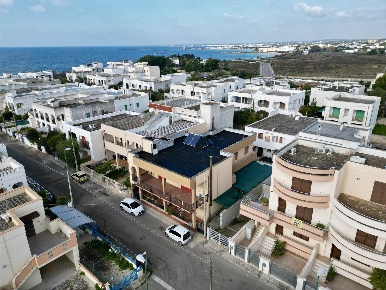 Foto Appartamento a Porto Cesareo Centro di 114 m² con 4 locali in vendita