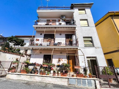 Foto Appartamento in Via Fratelli Cervi 6, Fiano Romano di 90 m² in vendita