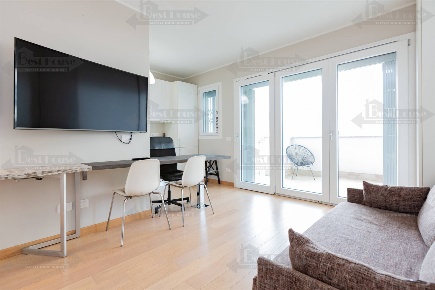 Foto Appartamento in via Ronchi  3, Milano Udine di 50 m² con 2 locali