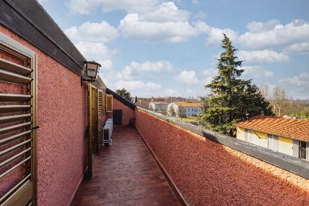 Foto Appartamento in VIA ITALIA 77, Muggiò Centro di 84 m² con 3 locali