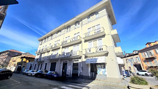Foto Appartamento in Via Cesare Battisti  2, Biella Centro Storico di 80 m²