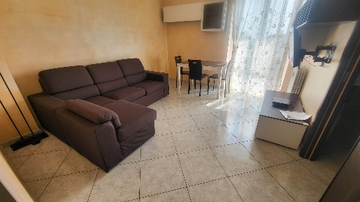 Foto Appartamento in Via Mazzini, Rozzano Centro di 60 m² con 2 locali