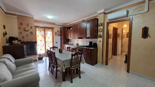 Foto Appartamento in Via 8 marzo 155, Soriano nel Cimino Centro di 75 m²