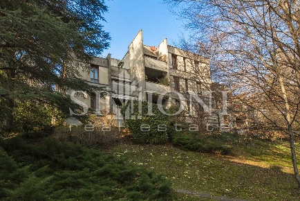 Foto Appartamento a Varese Montello di 185 m² con 5 locali in vendita