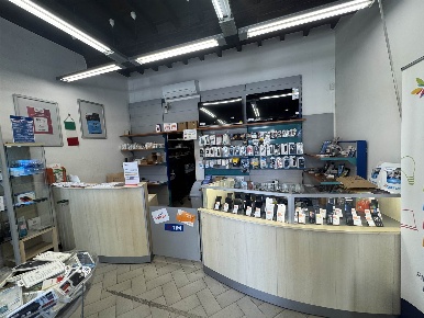Foto Attività commerciale a Dicomano Centro di 80 m² con 5 locali
