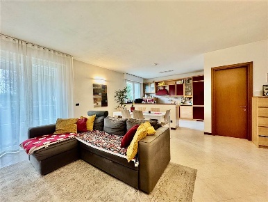 Foto Appartamento in piazza P. Emmer, Venezia Marghera - Catene di 108 m²