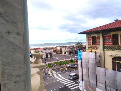 Foto Appartamento a Viareggio Lungomare di 59 m² con 2 locali in affitto