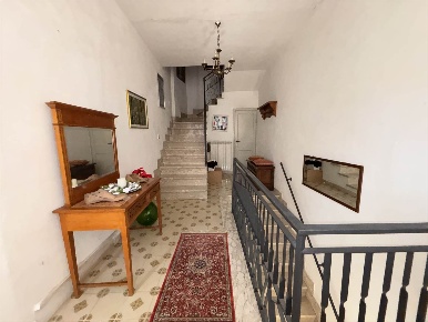 Foto Appartamento in via iugoli 17, Montebuono Centro di 155 m² in vendita