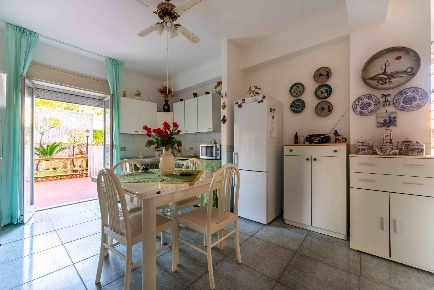 Foto Appartamento in piazza Sandro Pertini, Pollina Finale di 51 m²