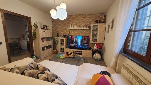 Foto Villa a schiera in via carlo piaggia, Capannori Centro di 120 m²