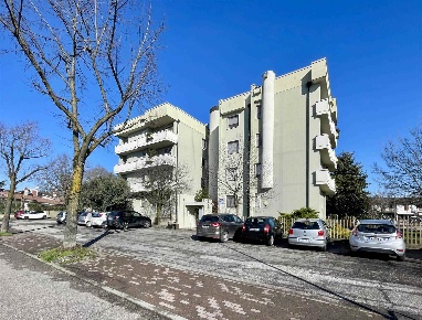 Foto Appartamento a Borgo Virgilio Cerese di 95 m² con 3 locali in vendita