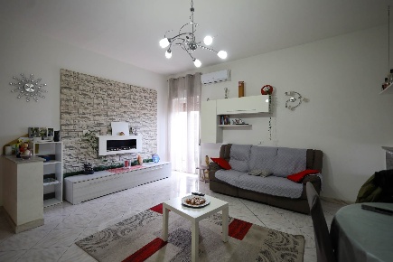 Foto Appartamento a Misterbianco Centro di 170 m² con 5 locali in vendita