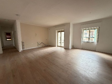 Foto Appartamento a Avellino Centro Storico di 125 m² con 4 locali