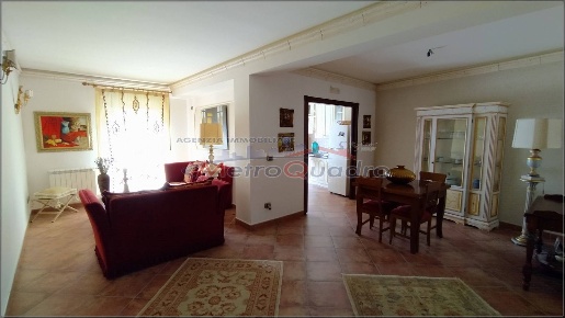 Foto Appartamento a Canicattì di 150 m² con 4 locali in vendita