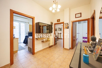 Foto Appartamento in via Montello  5, Bergamo Redona di 107 m² con 3 locali