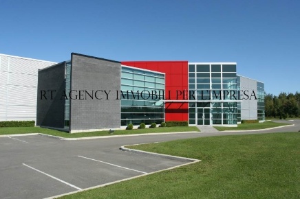 Foto Capannone industriale a Baranzate di 10730 m² in vendita