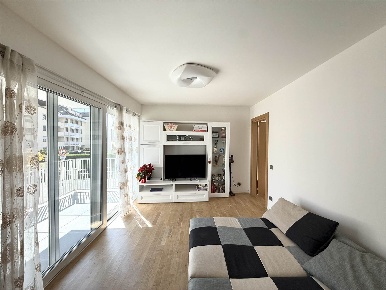 Foto Appartamento in Via Marlengo, Merano Centro di 78 m² con 3 locali