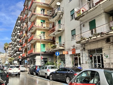 Foto Appartamento a Salerno Irno - Brignano di 77 m² con 2 locali