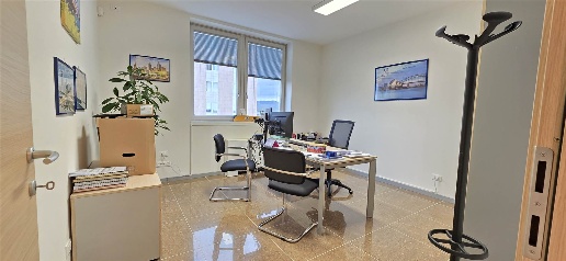Foto Ufficio in VIA LAMPREDI  5, Livorno Porta a Terra - Padula di 218 m²