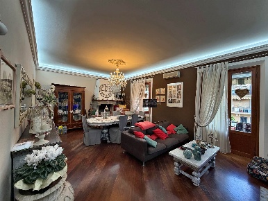 Foto Appartamento a Montemurlo Fornacelle di 144 m² con 5 locali in vendita