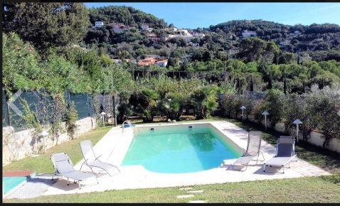 Foto Villa unifamiliare a Livorno Montenero Basso - Montenero Alto