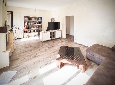 Foto Case semi ndipendenti a Quarrata Valenzatico di 115 m² con 4 locali