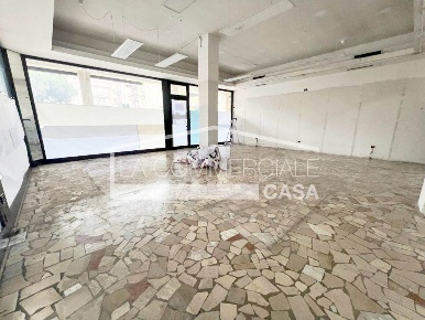 Foto Attività commerciale a Mogliano Veneto Centro di 74 m² con 2 locali