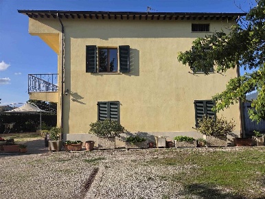 Foto Case semi ndipendenti in Via Assisi 105, Cannara di 170 m² in vendita